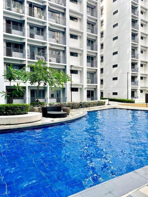 Fully Equipped 1Br Condo At Shore2 Near To Moa مانيلا المظهر الخارجي الصورة