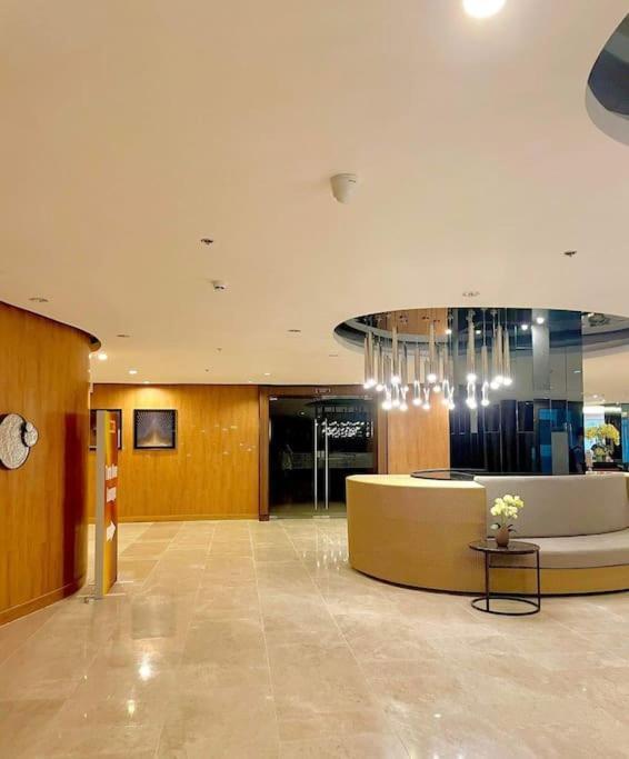 Fully Equipped 1Br Condo At Shore2 Near To Moa مانيلا المظهر الخارجي الصورة