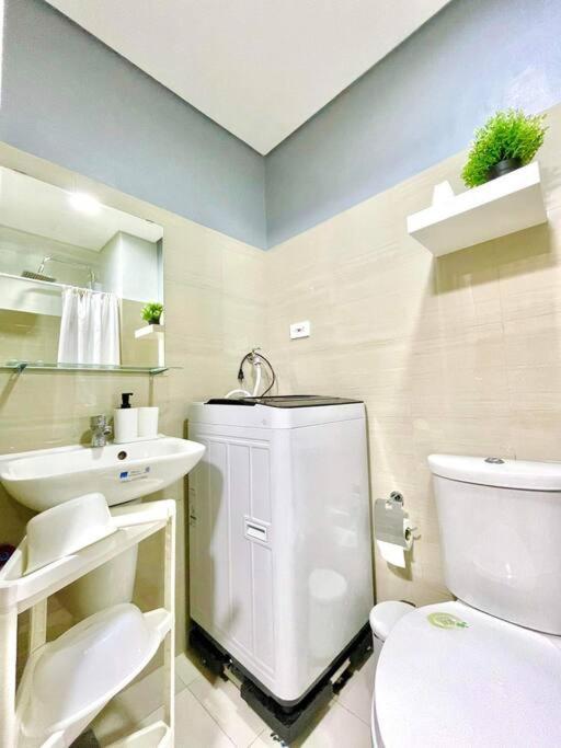 Fully Equipped 1Br Condo At Shore2 Near To Moa مانيلا المظهر الخارجي الصورة